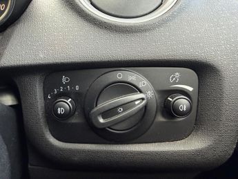 Ford Fiesta 1.6 Titanium Hatchback 5dr Petrol Powershift Euro 5 (105 ps)