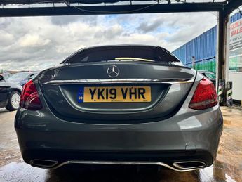 Mercedes-Benz C Class 2.0 C220d AMG Line Saloon 4dr Diesel G-Tronic+ Euro 6 (s/s) (194