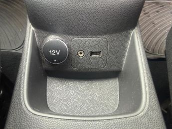 Ford Fiesta 1.0T EcoBoost Zetec Hatchback 3dr Petrol Manual Euro 5 (s/s) (10