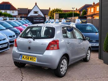 Toyota Yaris 1.3 VVT-i T3 Hatchback 5dr Petrol Manual (141 g/km, 85 bhp) - LO