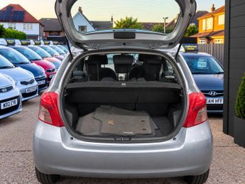 Toyota Yaris 1.3 VVT-i T3 Hatchback 5dr Petrol Manual (141 g/km, 85 bhp) - LO