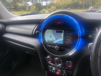 Mini Hatch 1.5 Cooper D Hatchback 3dr Diesel Manual Euro 6 (s/s) (116 ps)