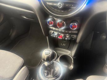 Mini Hatch 1.5 Cooper D Hatchback 3dr Diesel Manual Euro 6 (s/s) (116 ps)