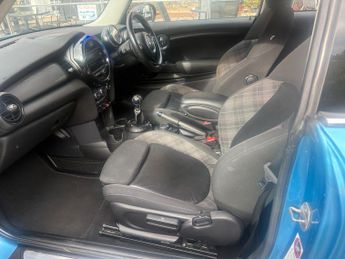 Mini Hatch 1.5 Cooper D Hatchback 3dr Diesel Manual Euro 6 (s/s) (116 ps)