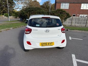 Hyundai i10 1.2 SE Hatchback 5dr Petrol Manual Euro 5 (87 ps)