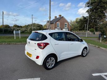 Hyundai i10 1.2 SE Hatchback 5dr Petrol Manual Euro 5 (87 ps)