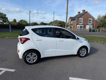 Hyundai i10 1.2 SE Hatchback 5dr Petrol Manual Euro 5 (87 ps)