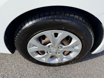 Hyundai i10 1.2 SE Hatchback 5dr Petrol Manual Euro 5 (87 ps)