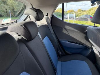 Hyundai i10 1.2 SE Hatchback 5dr Petrol Manual Euro 5 (87 ps)