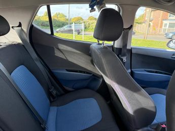 Hyundai i10 1.2 SE Hatchback 5dr Petrol Manual Euro 5 (87 ps)