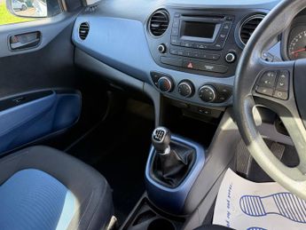 Hyundai i10 1.2 SE Hatchback 5dr Petrol Manual Euro 5 (87 ps)