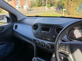 Hyundai i10 1.2 SE Hatchback 5dr Petrol Manual Euro 5 (87 ps)