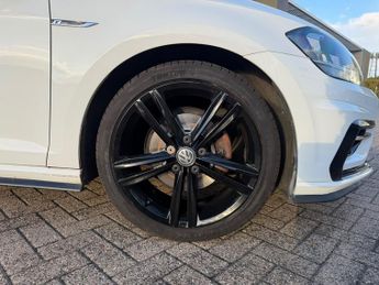 Volkswagen Golf 1.5 TSI EVO R-Line Hatchback 5dr Petrol DSG Euro 6 (s/s) (150 ps