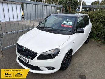 Skoda Fabia 1.4 TSI vRS S2000 Hatchback 5dr Petrol DSG Euro 5 (180 ps)