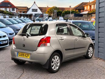 Toyota Yaris 1.33 Dual VVT-i TR Hatchback 5dr Petrol MultiMode Euro 4 (s/s) (