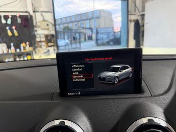 Audi A3 2.0 TDI S line Hatchback 3dr Diesel S Tronic Auto 6Spd quattro E