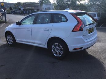 Volvo XC60 2.0 D4 SE SUV 5dr Diesel Auto Euro 6 (s/s) (190 ps)