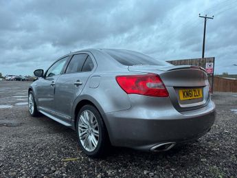 Suzuki Kizashi 2.4 16V Sport Saloon 4dr Petrol CVT 4WD Euro 5 (178 ps)