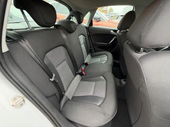 Audi A1 1.4 TFSI Sport Sportback 5dr Petrol S Tronic Euro 5 (s/s) (122 p