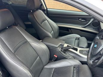 BMW 3 Series 2.0 320i SE Coupe 2dr Petrol Steptronic Euro 4 (170 ps)