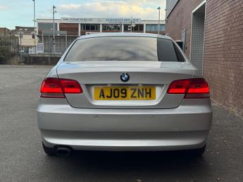 BMW 3 Series 2.0 320i SE Coupe 2dr Petrol Steptronic Euro 4 (170 ps)