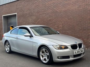 BMW 3 Series 2.0 320i SE Coupe 2dr Petrol Steptronic Euro 4 (170 ps)