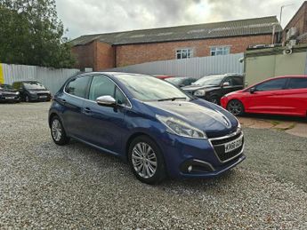 Peugeot 208 1.6 BlueHDi Allure Hatchback 5dr Diesel Manual Euro 6 (75 ps)