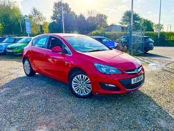 Vauxhall Astra 1.4 16v Excite Hatchback 5dr Petrol Manual Euro 5 (100 ps)