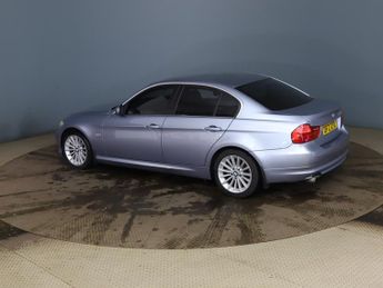 BMW 3 Series 3.0 325i SE Saloon 4dr Petrol Steptronic Euro 5 (218 ps)