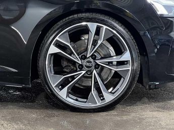 Audi A5 Coup- Black Edition 35 TFSI  150 PS S tronic
