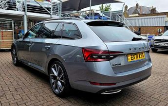 SKODA Superb 2.0 TSI (190ps) SportLine Plus DSG Estate