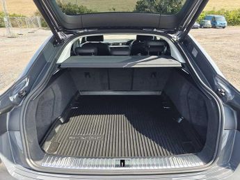 Audi Q8 Sportback Sport 50 e-tron quattro 250,00 kW