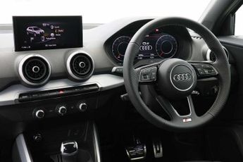 Audi Q2 S line 35 TFSI  150 PS S tronic