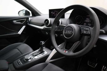 Audi Q2 S line 35 TFSI  150 PS S tronic