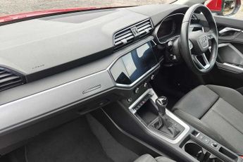 Audi Q3 Sport 35 TFSI  150 PS S tronic