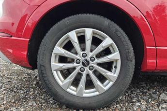 Audi Q3 Sport 35 TFSI  150 PS S tronic