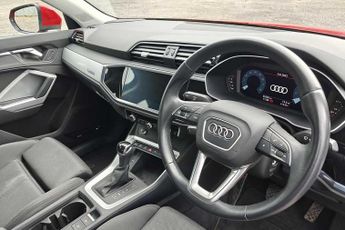 Audi Q3 Sport 35 TFSI  150 PS S tronic