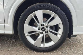 Audi Q2 S line 35 TFSI  150 PS S tronic