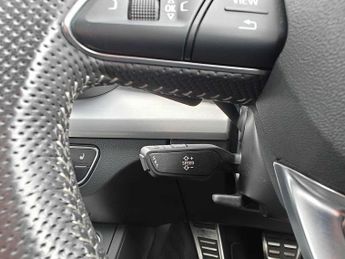 Audi Q5 S line 50 TFSI e quattro 299 PS S tronic