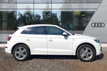Audi Q5 S line 50 TFSI e quattro 299 PS S tronic