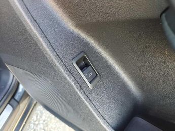 Audi Q3 S line 35 TFSI  150 PS S tronic