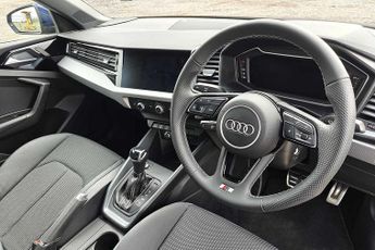 Audi A1 Sportback S line 30 TFSI  116 PS S tronic