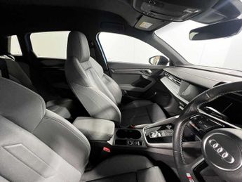 Audi A3 Sportback S line Competition 45 TFSI e  245 PS S tronic