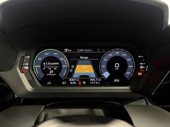 Audi A3 Sportback S line Competition 45 TFSI e  245 PS S tronic