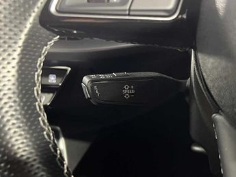 Audi A3 Sportback S line Competition 45 TFSI e  245 PS S tronic