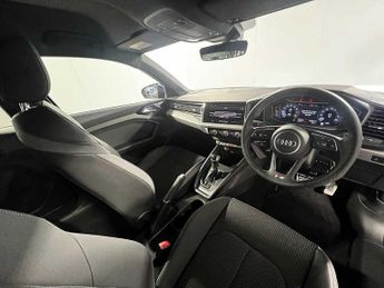 Audi A1 Sportback S line 30 TFSI  116 PS S tronic