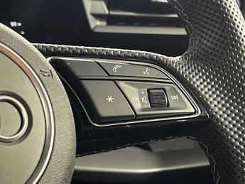 Audi A3 Saloon S line 35 TFSI  150 PS S tronic