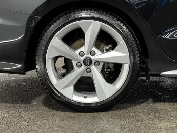 Audi A3 Saloon S line 35 TFSI  150 PS S tronic