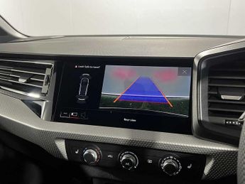 Audi A1 Sportback S line 30 TFSI  116 PS S tronic