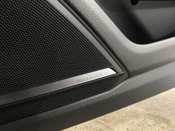 Audi A6 Avant Black Edition 40 TDI quattro 204 PS S tronic